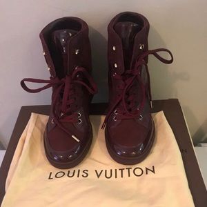 Authentic Lv high top sneaker size 6.